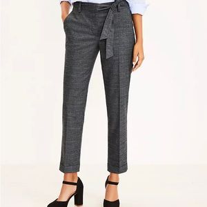 Loft Textured Tie-Belt Dress Pants Size 6 Like New